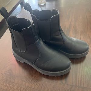 Black Boots